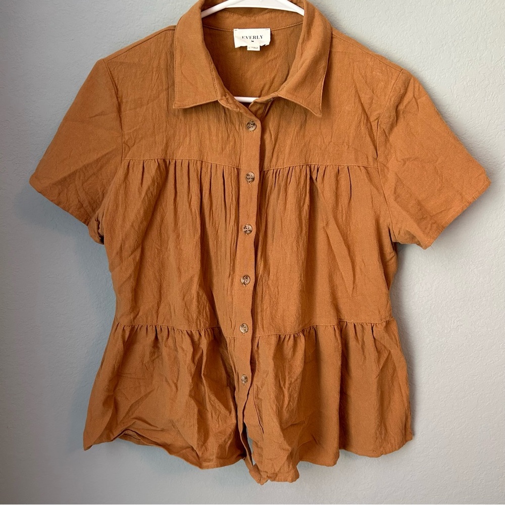 Everly Rust Collared Pleated Tiered Peplum Top W/ Buttons